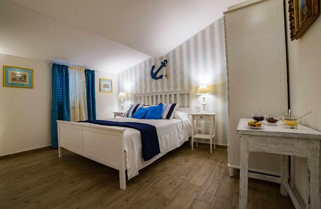 Quattro Torri B&B Santa Teresa Di Riva Eksteriør bilde