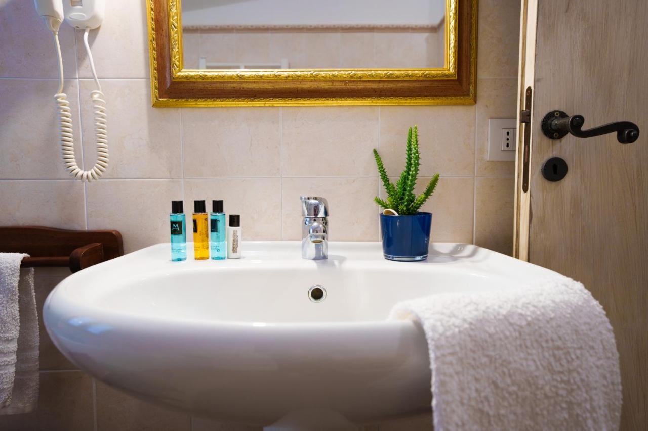Quattro Torri B&B Santa Teresa Di Riva Eksteriør bilde