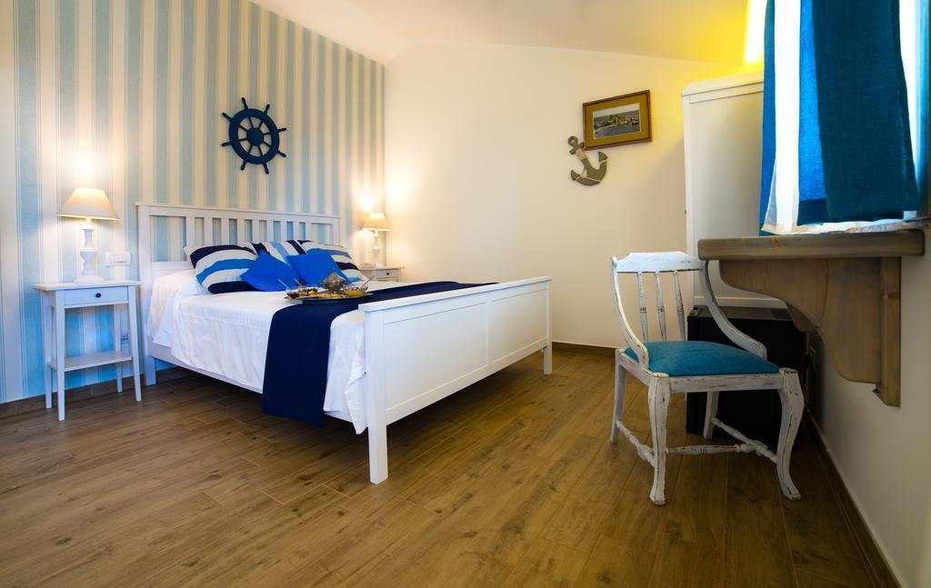 Quattro Torri B&B Santa Teresa Di Riva Eksteriør bilde