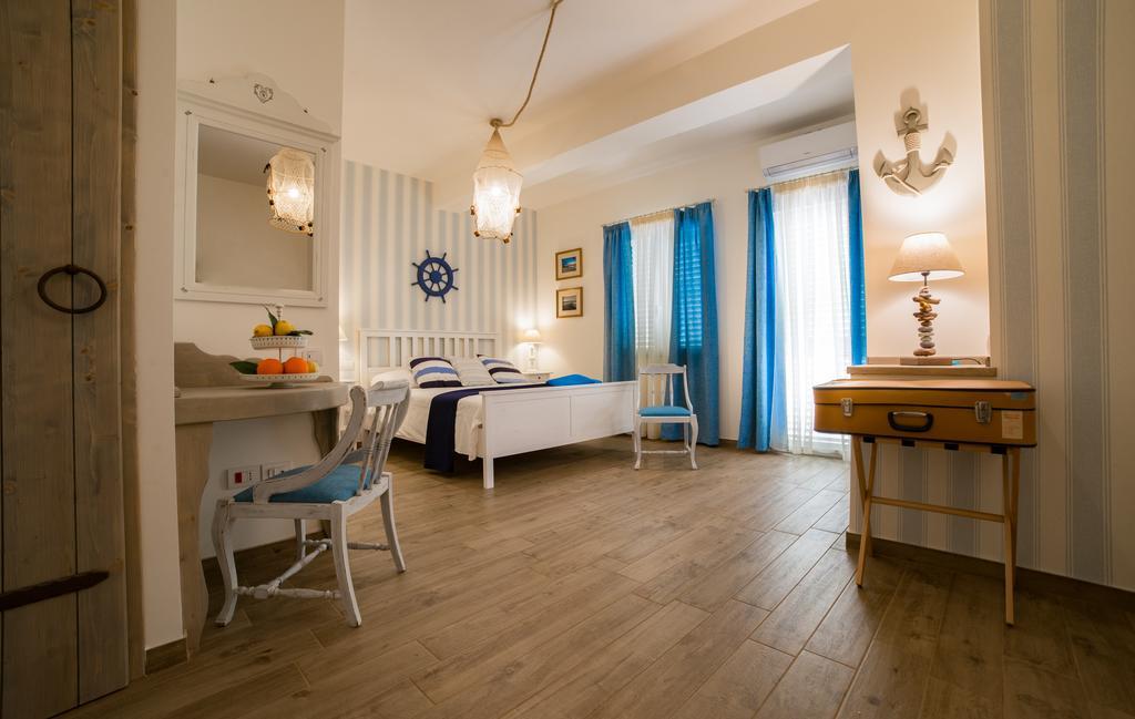 Quattro Torri B&B Santa Teresa Di Riva Eksteriør bilde